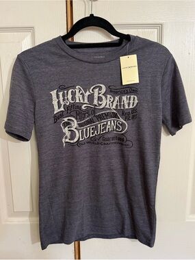 Lucky Brand Boys Graphic Logo Tee NWT Gray Medium 10/12